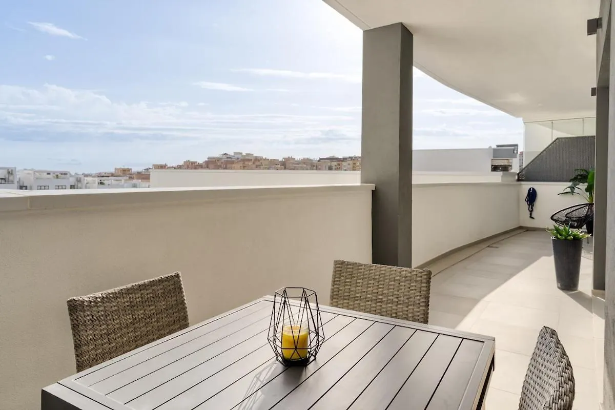 Modern Central Apt With Terrace Estepona 0*,  Spagna